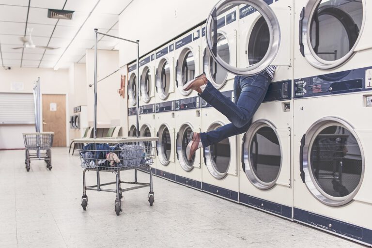 Wasmachine uitschakelen met afstandsbediening